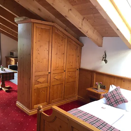 Gaestehaus Tanneck Konukevi Reit im Winkl