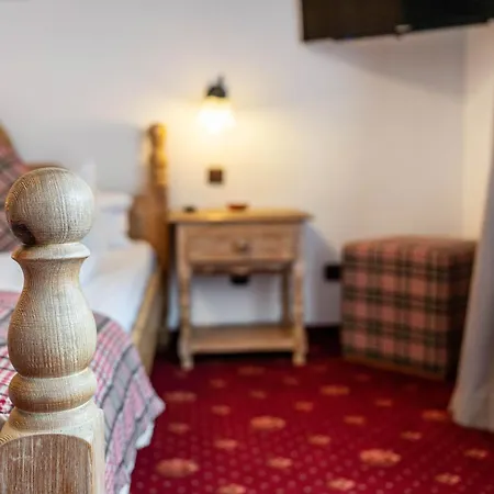 Gaestehaus Tanneck Mit Hallenbad Πανσιόν Reit im Winkl