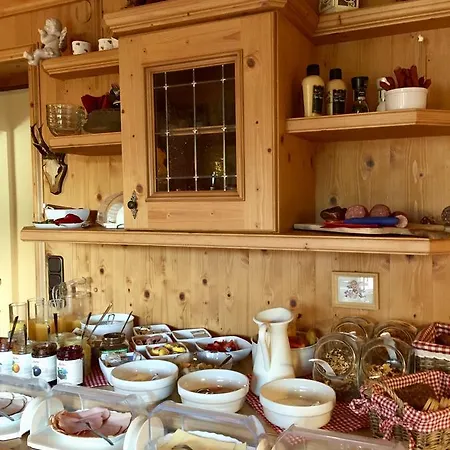 Gaestehaus Tanneck Konukevi Reit im Winkl