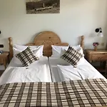 Gaestehaus Tanneck Mit Hallenbad 3*